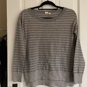Gap gray striped sweater